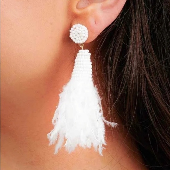 Mud Pie Jewelry - BNWT MUD PIE “IT’S MY DAY”FAUX WHITE FEATHER BEADED FASHION POST BACK EA…